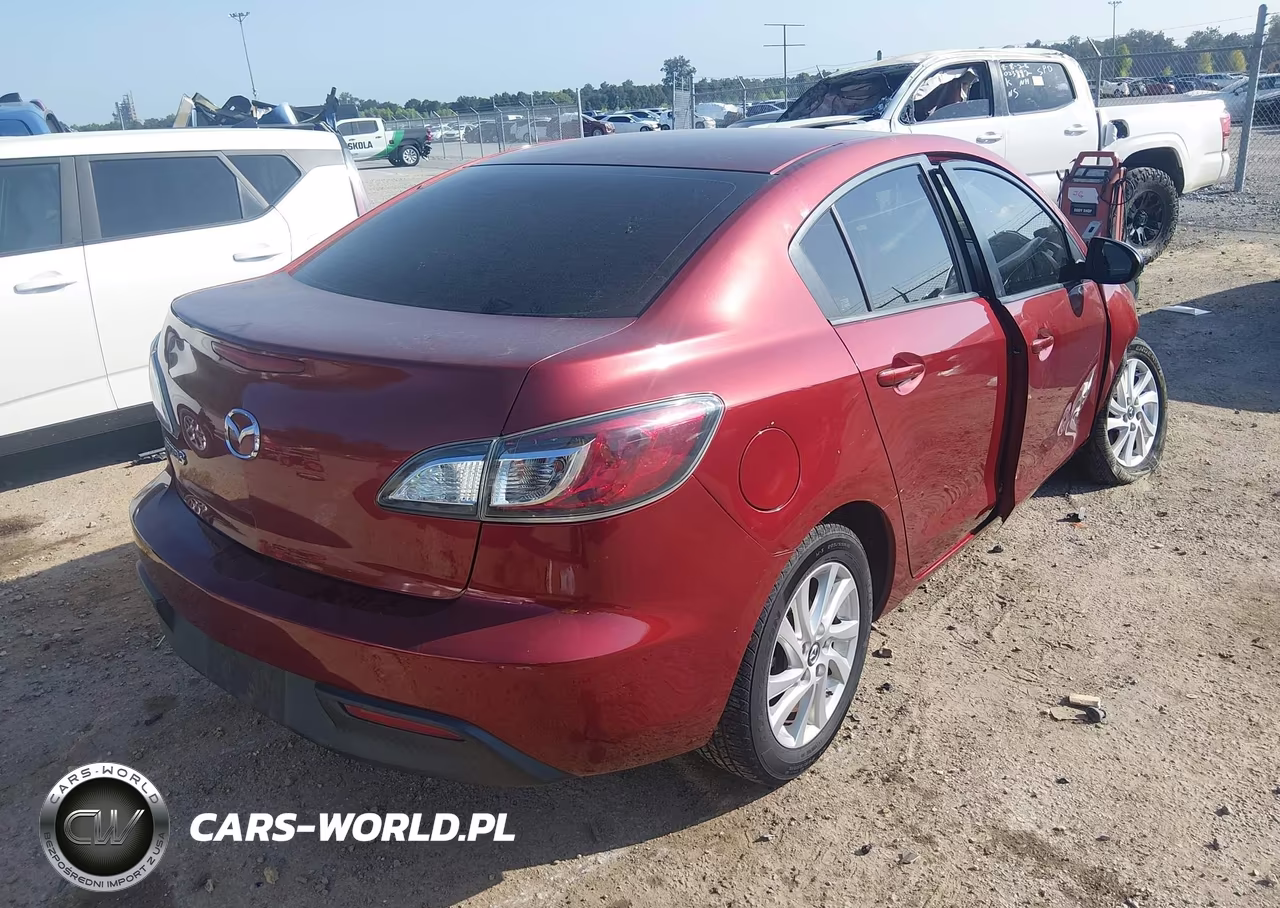 2011 Mazda Mazda3 I Touring VIN:JM1BL1VFXB1476725 - 4