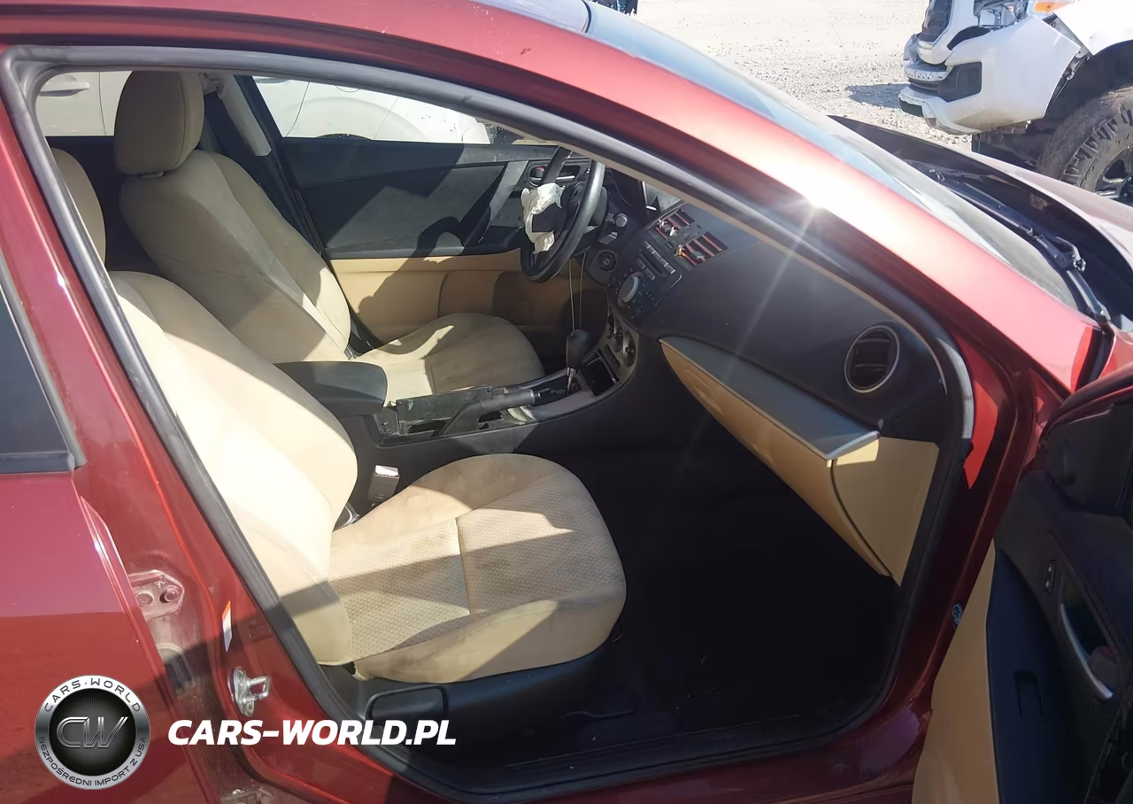 2011 Mazda Mazda3 I Touring VIN:JM1BL1VFXB1476725 - 5