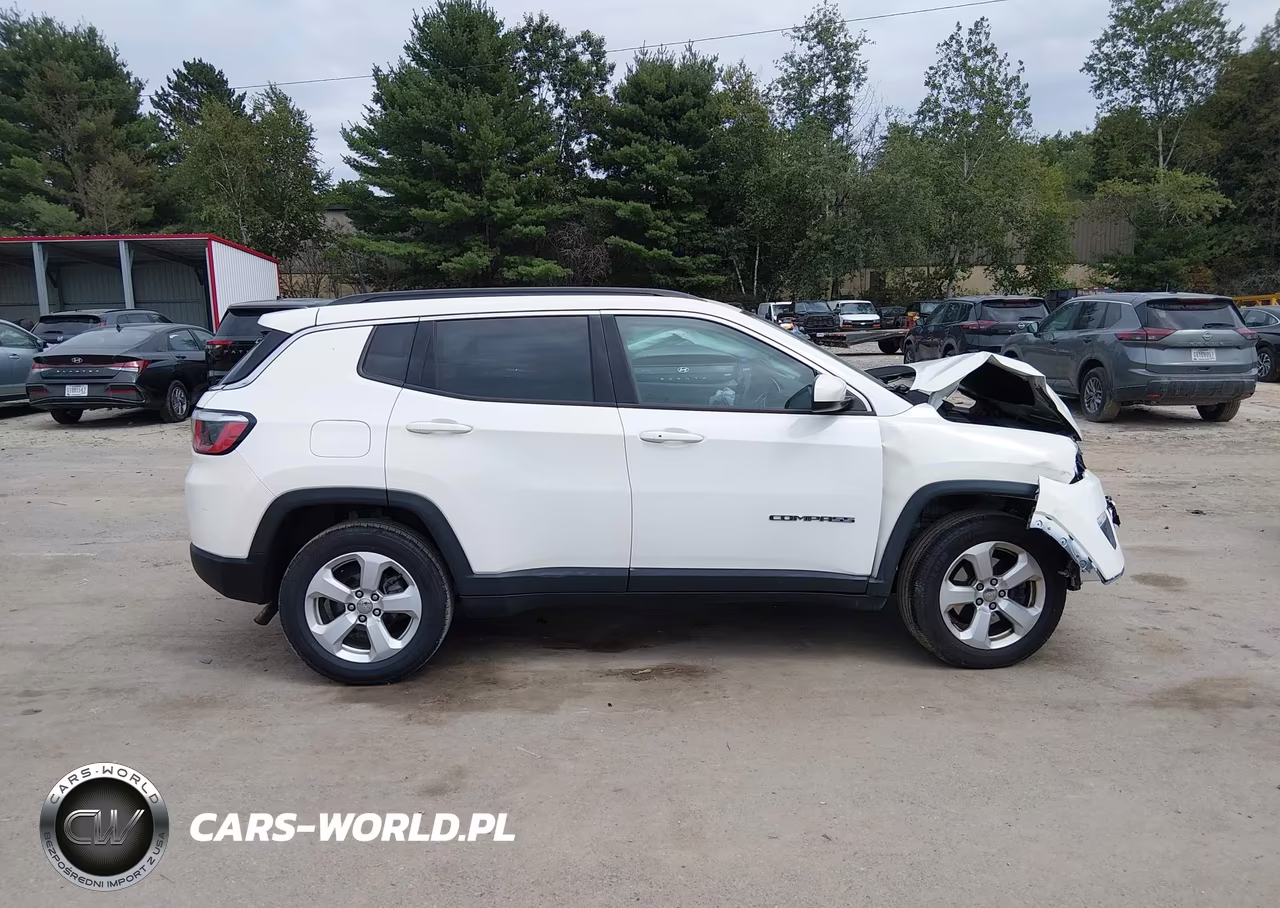 2017 Jeep New Compass Latitude 4X4 VIN:3C4NJDBB3HT642011 - 14