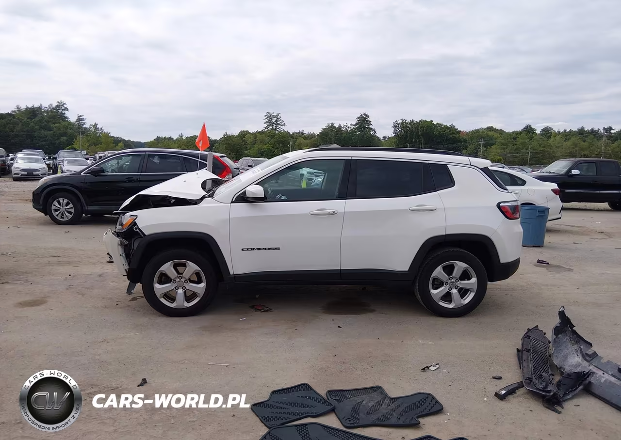 2017 Jeep New Compass Latitude 4X4 VIN:3C4NJDBB3HT642011 - 15