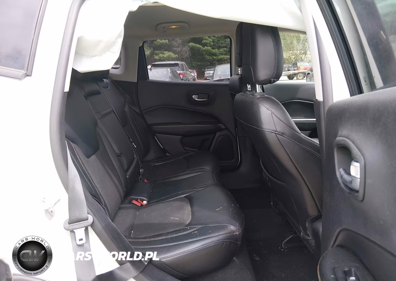 2017 Jeep New Compass Latitude 4X4 VIN:3C4NJDBB3HT642011 - 8