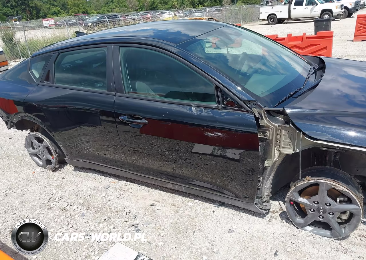 2025 Kia K4 Lx-Lxs VIN:3KPFT4DE9SE009966 - 13