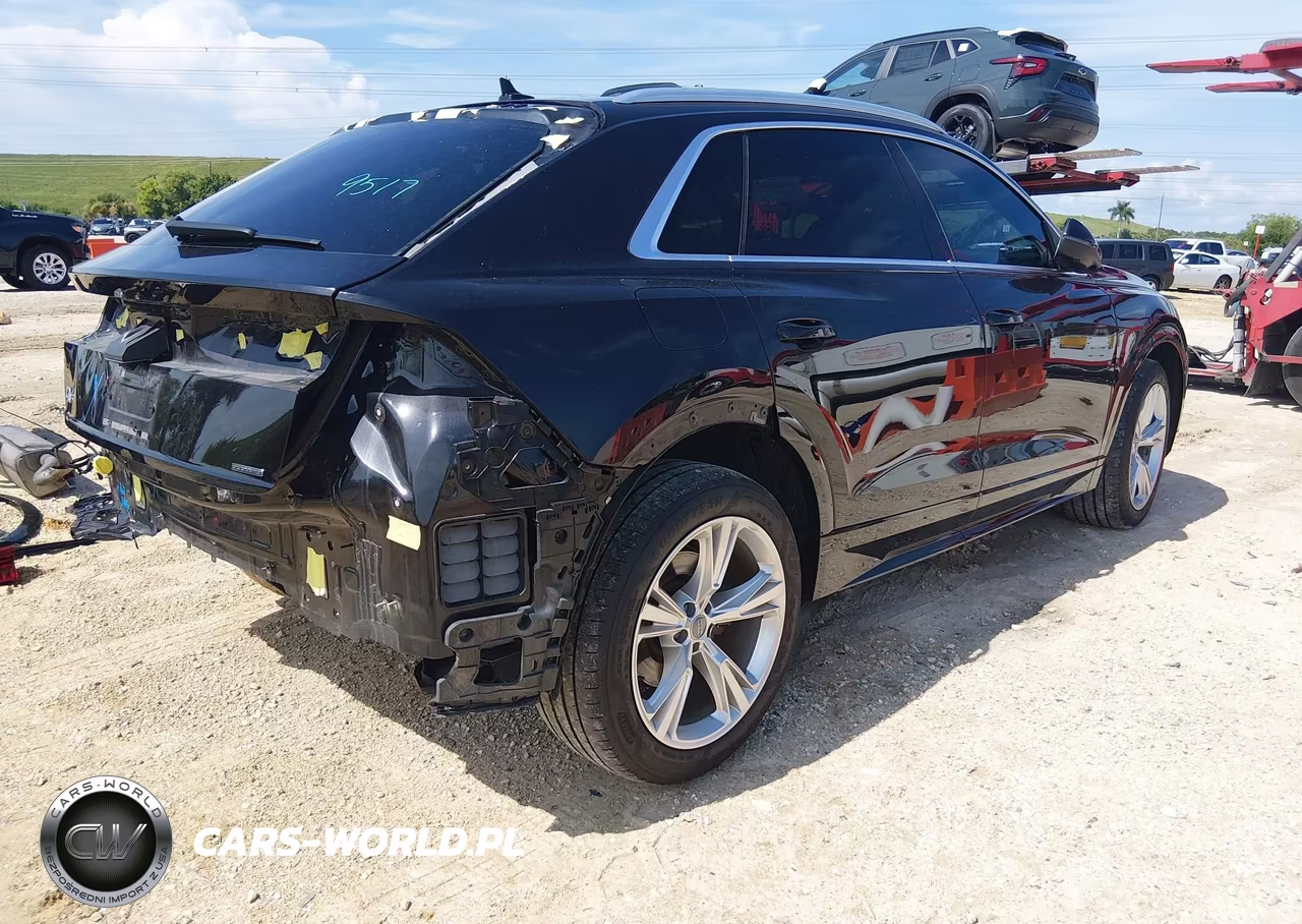 2020 Audi Q8 Premium Plus 55 Tfsi Quattro Tiptronic VIN:WA1BVAF19LD003258 - 4