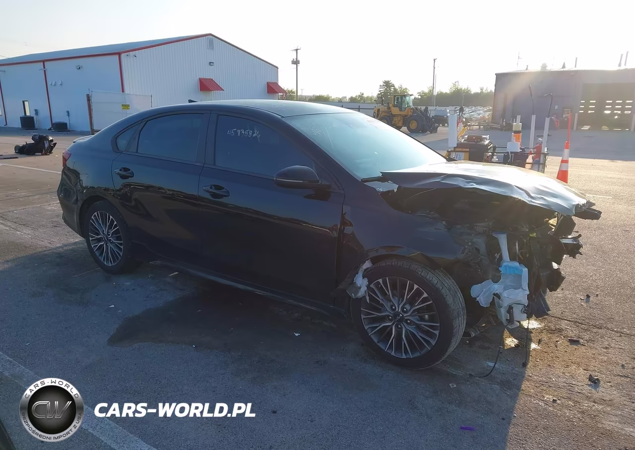 2022 Kia Forte Gt-Line – zdjęcie 1 z 17