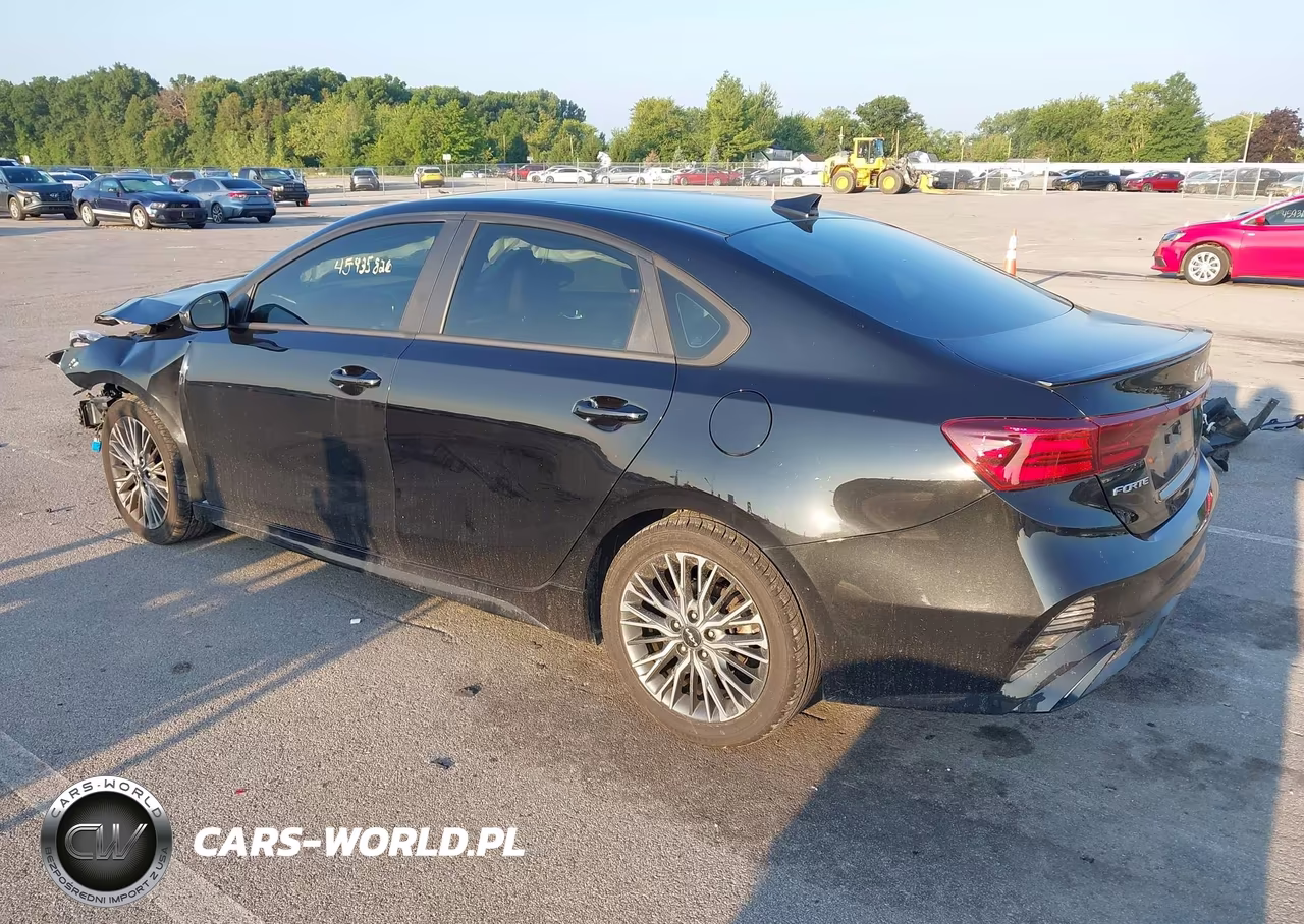 2022 Kia Forte Gt-Line VIN:3KPF54AD6NE423829 - 3
