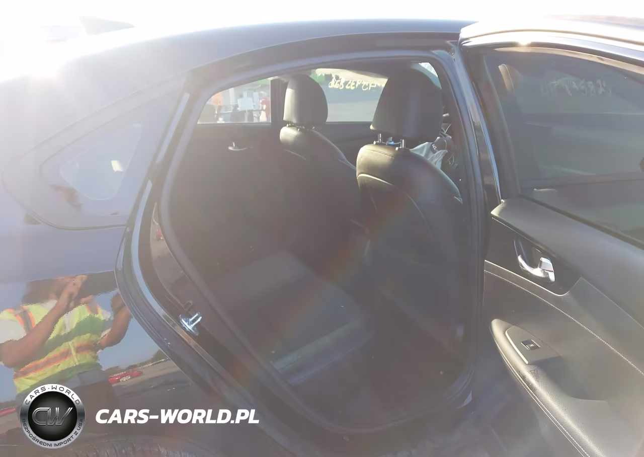 2022 Kia Forte Gt-Line VIN:3KPF54AD6NE423829 - 8
