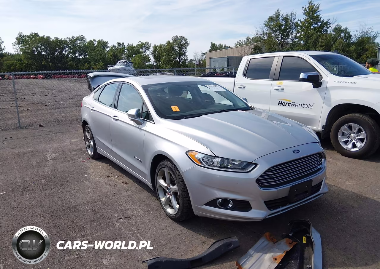 2014 Ford Fusion Hybrid Se – zdjęcie 1 z 16