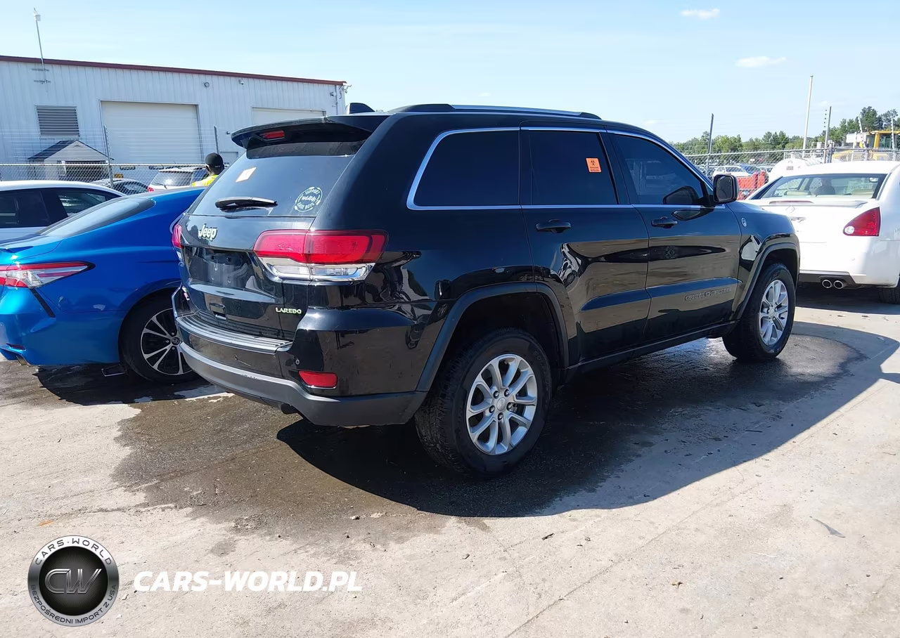 2021 Jeep Grand Cherokee Laredo E 4X4 VIN:1C4RJFAG4MC666446 - 4