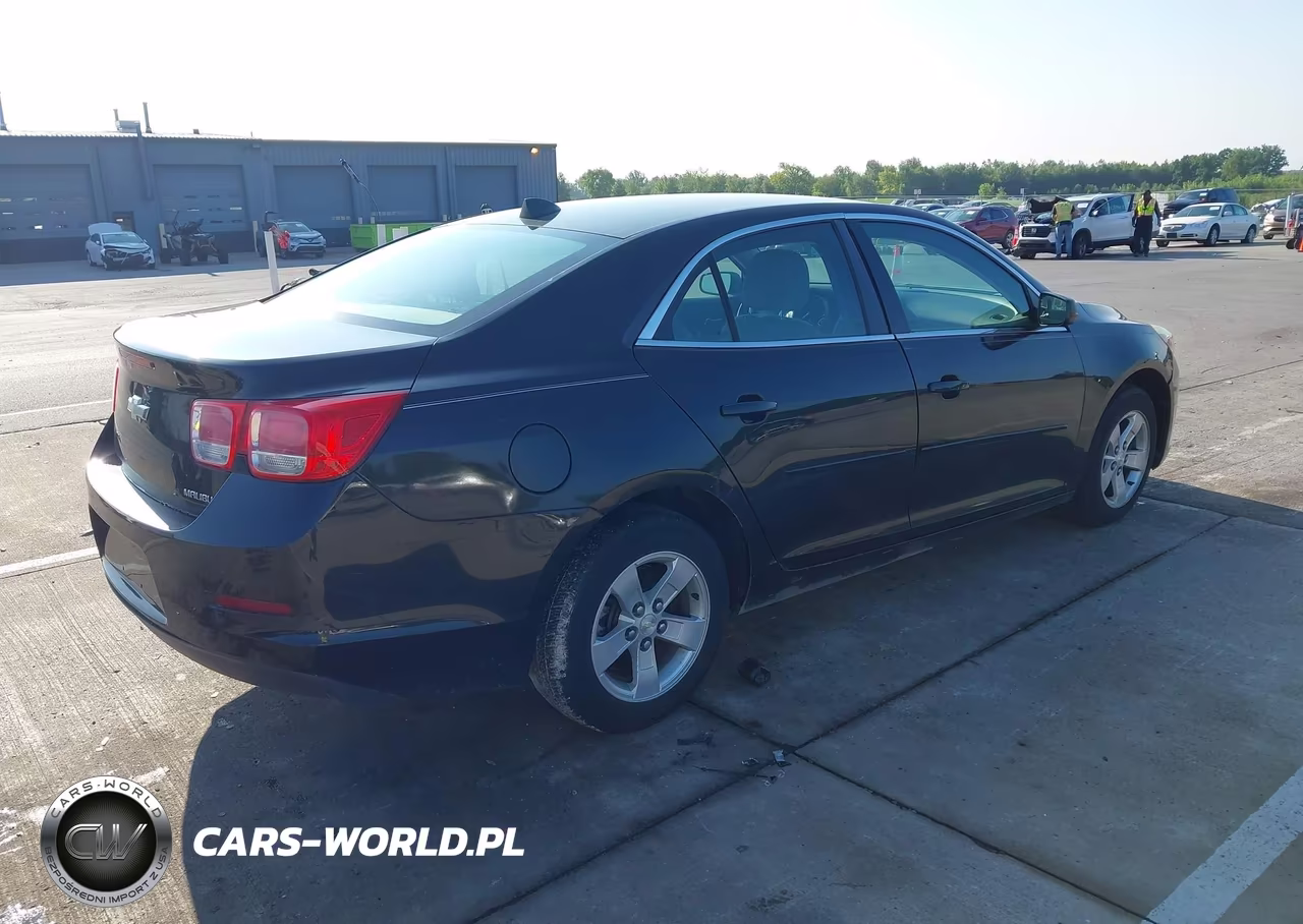 2013 Chevrolet Malibu 1Ls VIN:1G11B5SA9DF143090 - 4