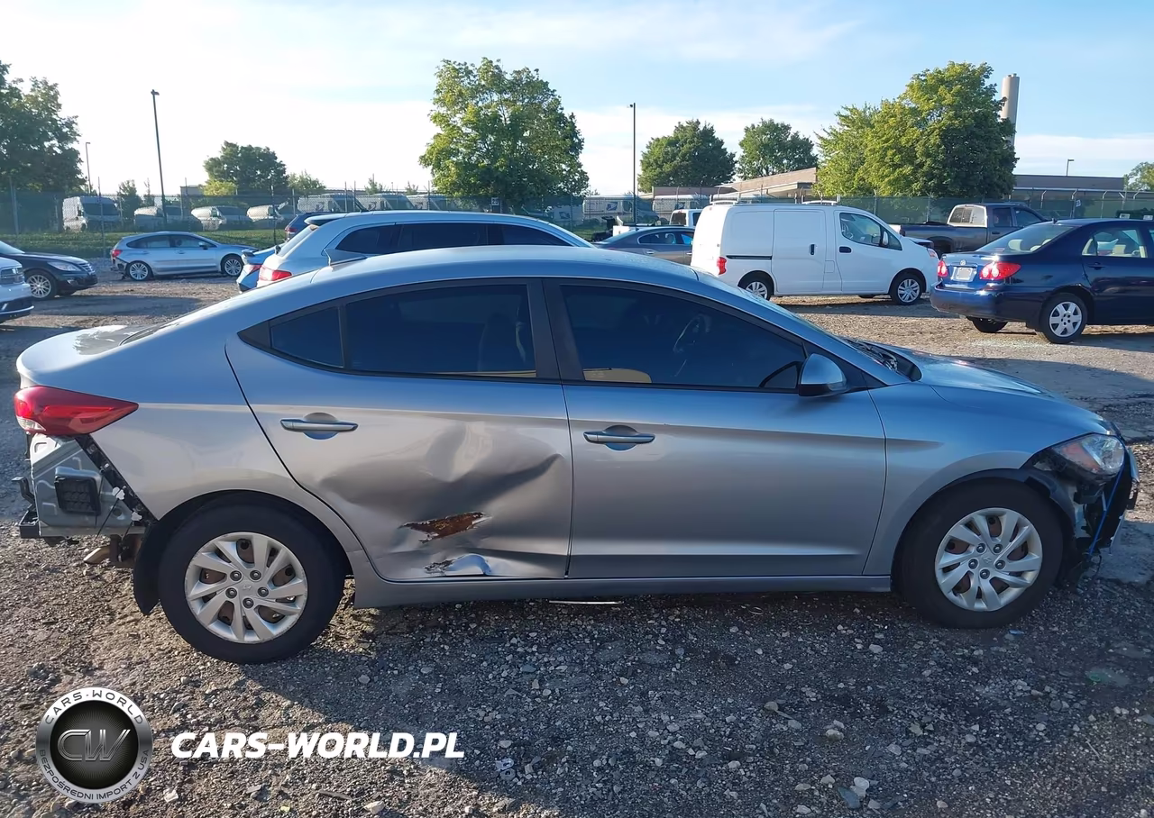 2017 Hyundai Elantra Se VIN:5NPD74LF7HH067021 - 13