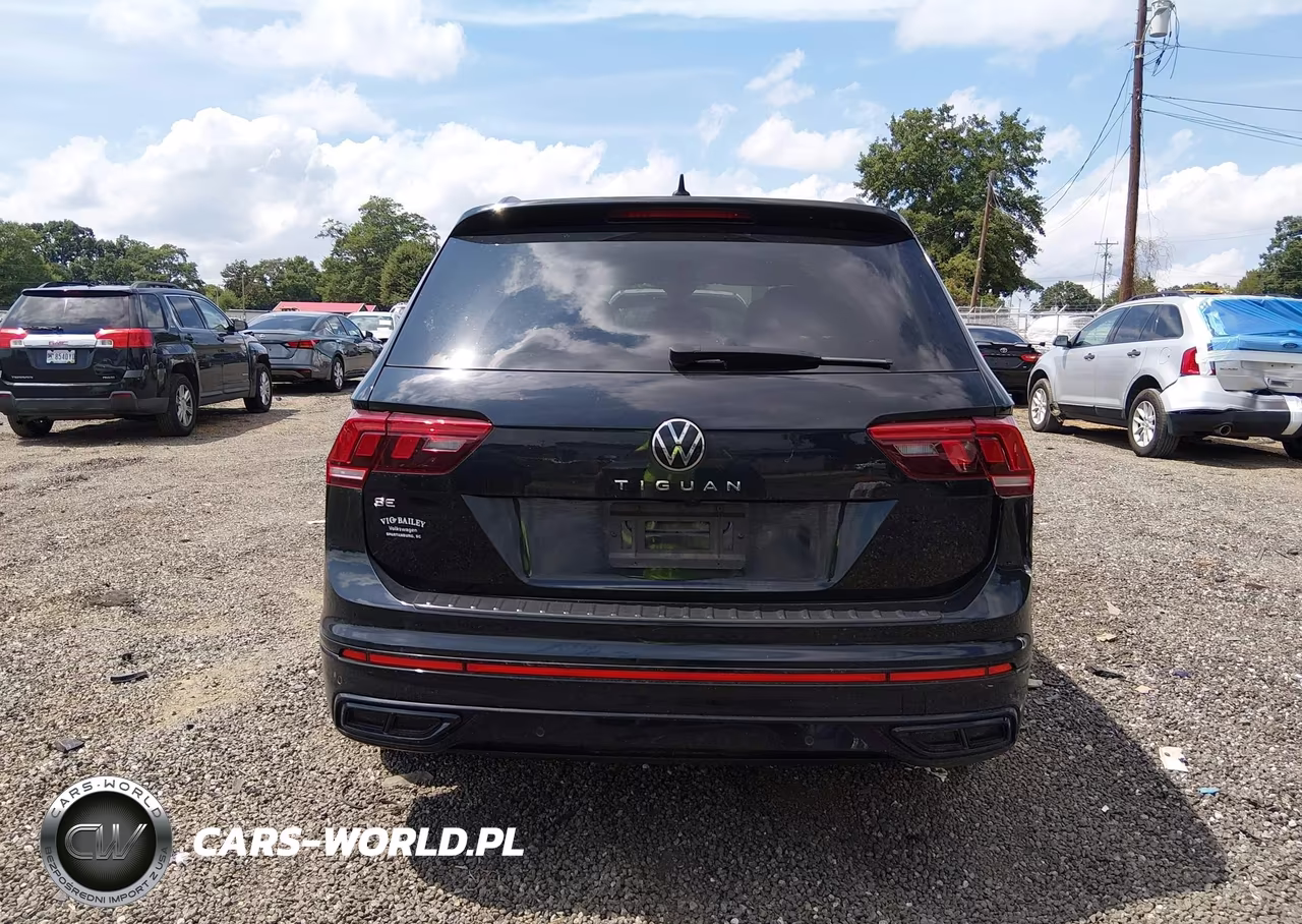 2023 Volkswagen Tiguan 2.0T Se R-Line Black VIN:3VVCB7AX3PM125997 - 16