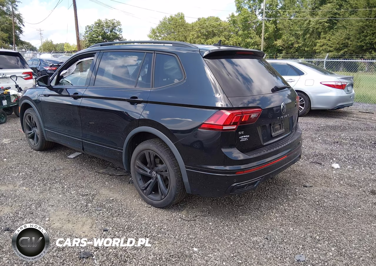 2023 Volkswagen Tiguan 2.0T Se R-Line Black VIN:3VVCB7AX3PM125997 - 3
