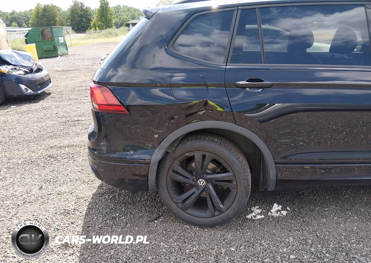 2023 Volkswagen Tiguan 2.0T Se R-Line Black VIN:3VVCB7AX3PM125997 - 6