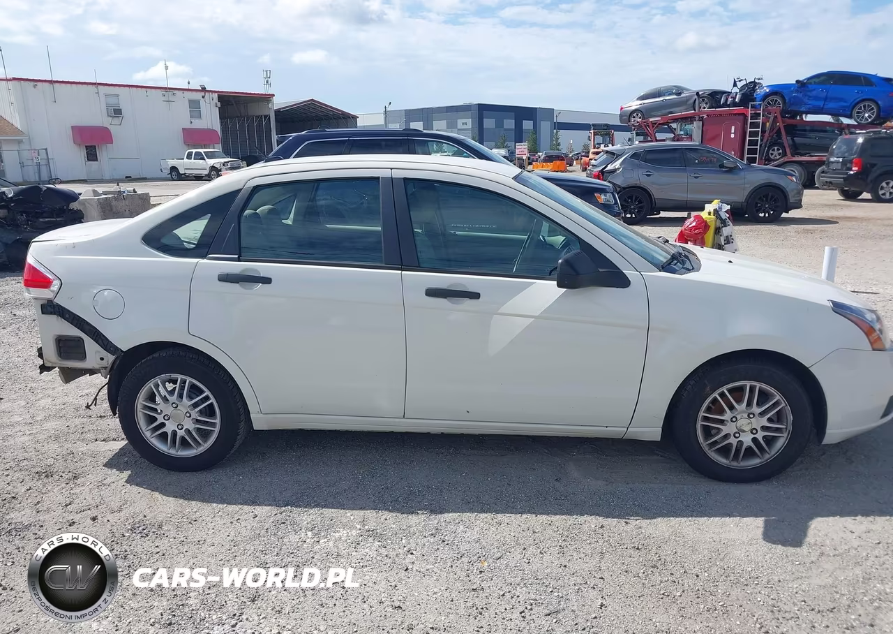 2011 Ford Focus S VIN:1FAHP3EN7BW158765 - 13