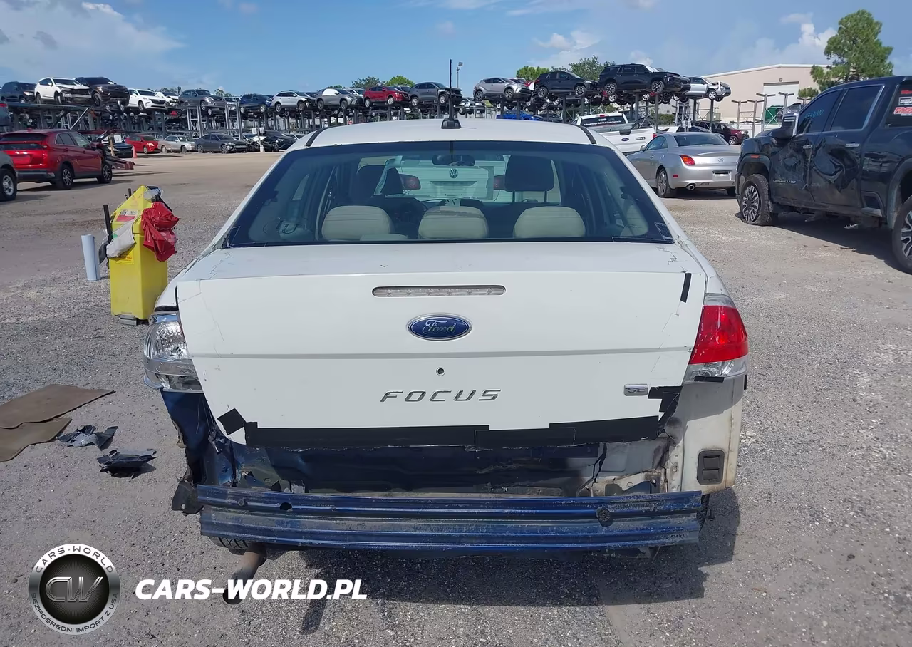 2011 Ford Focus S VIN:1FAHP3EN7BW158765 - 16