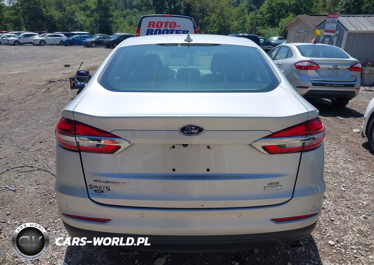 2019 Ford Fusion Se VIN:3FA6P0HD5KR230669 - 16
