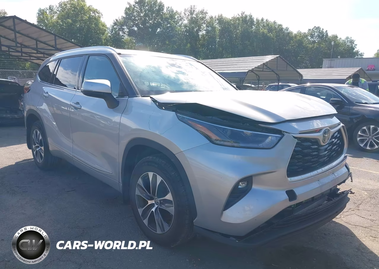 2021 Toyota Highlander Xle – zdjęcie 1 z 16