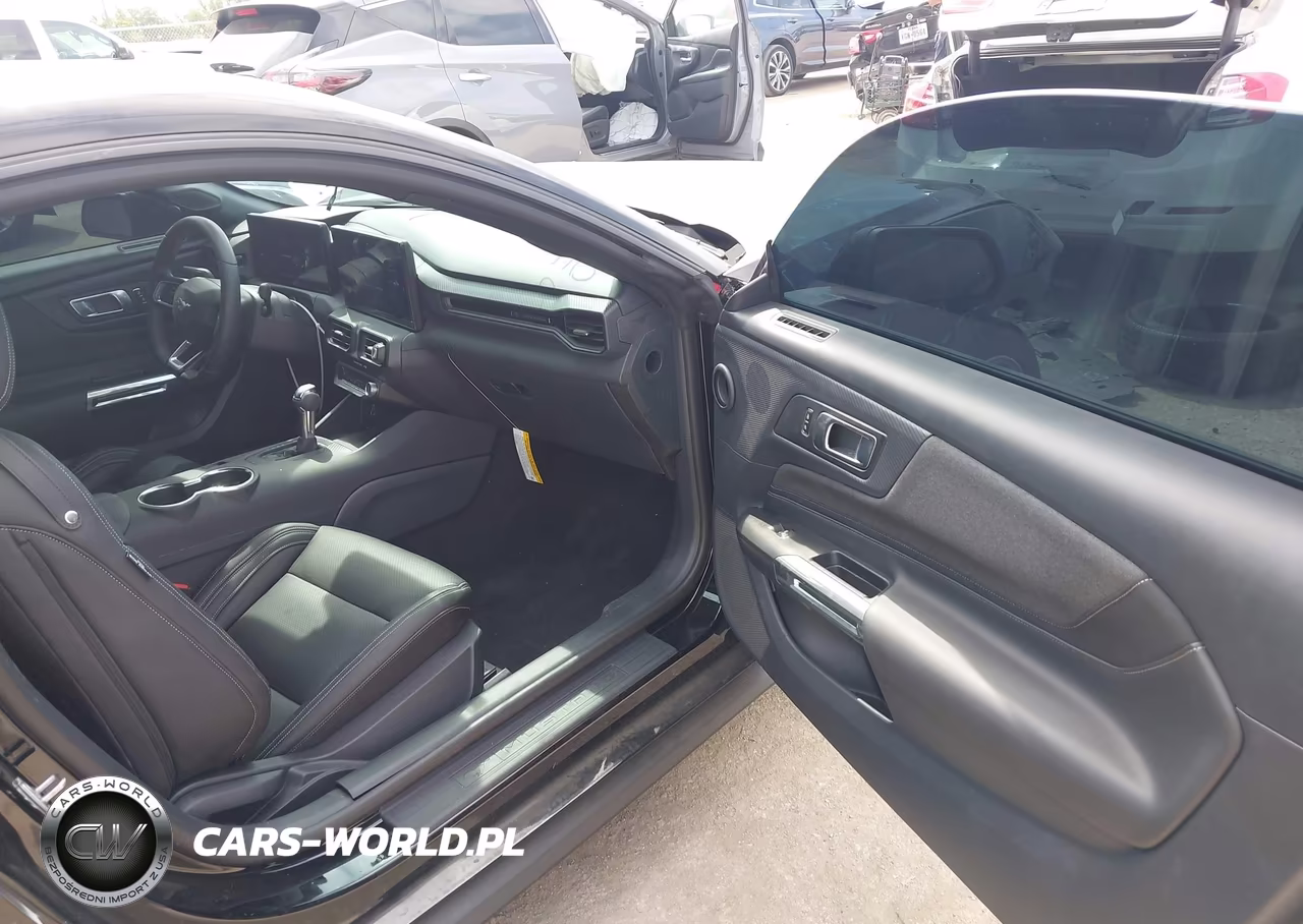 2025 Ford Mustang Ecoboost Fastback VIN:1FA6P8TH2S5132663 - 5