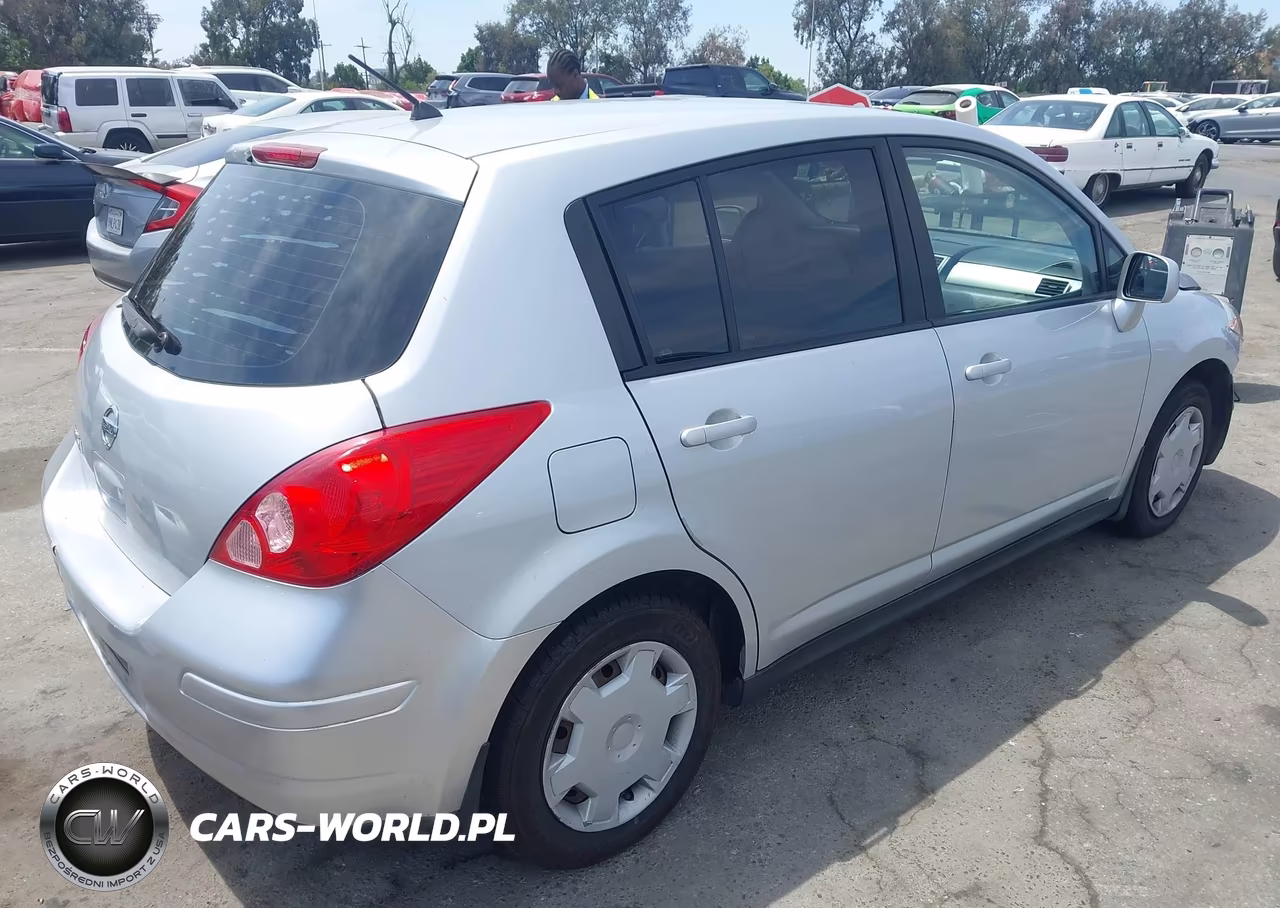 2009 Nissan Versa 1.8S VIN:3N1BC13E89L500908 - 4