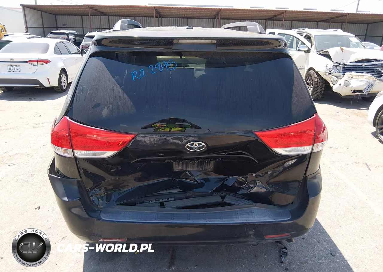 2014 Toyota Sienna Le V6 8 Passenger VIN:5TDKK3DC9ES474882 - 16