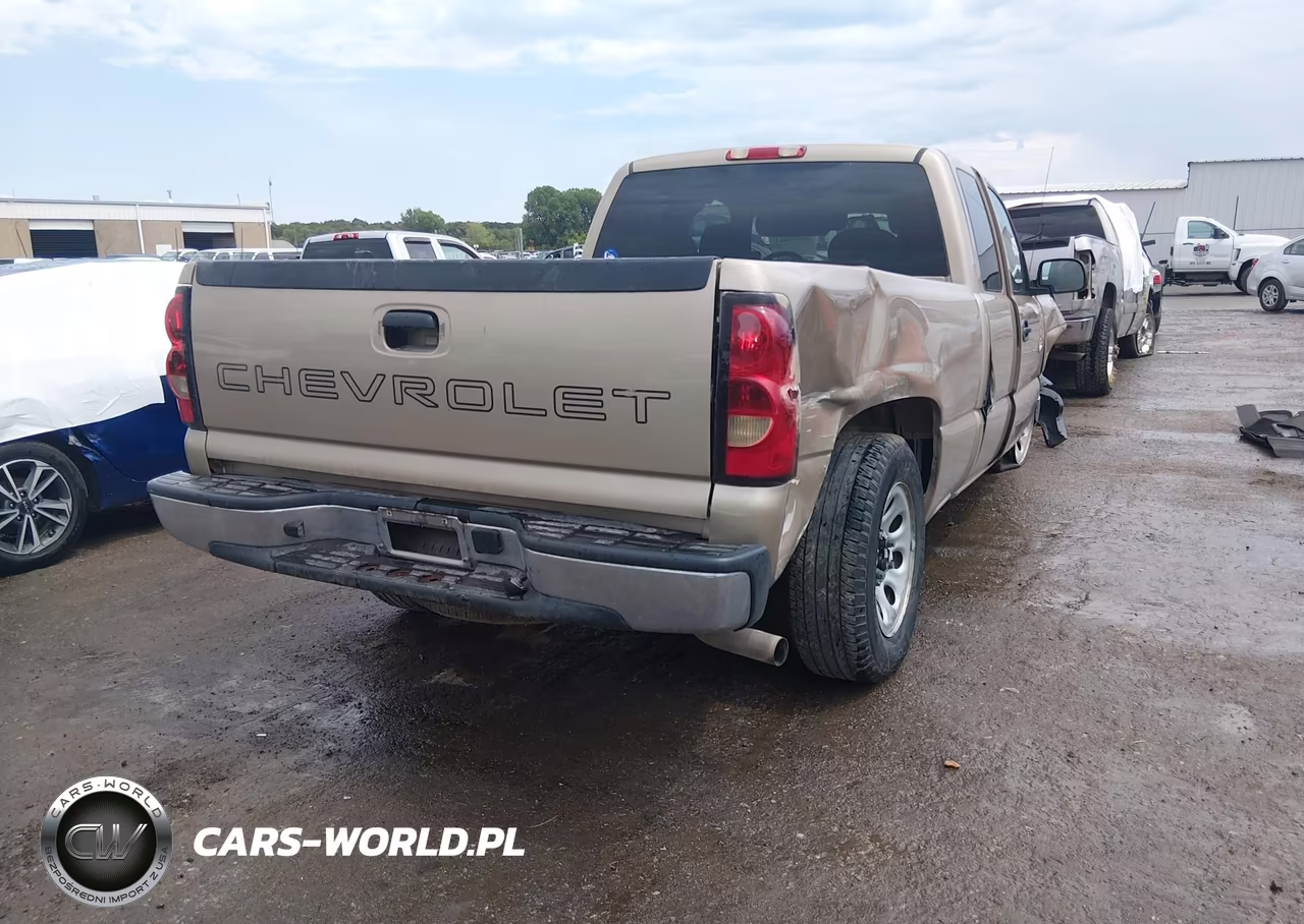 2007 Chevrolet Silverado 1500 Classic Work Truck VIN:1GCEC19X57Z151263 - 4