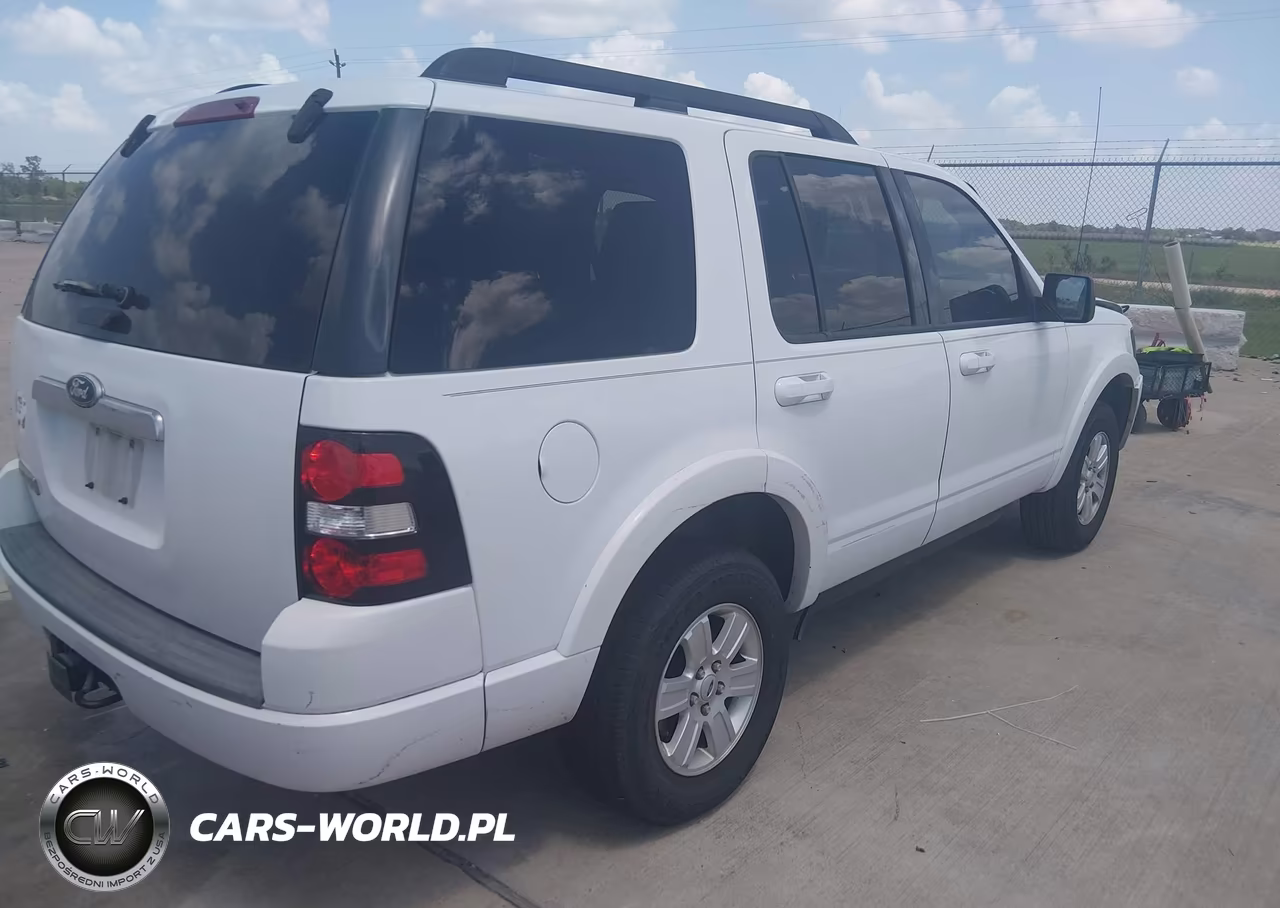 2010 Ford Explorer Xlt VIN:1FMEU6DE3AUA82007 - 4