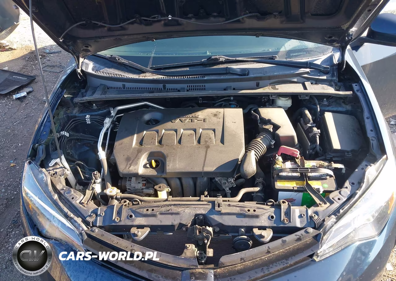 2018 Toyota Corolla Le VIN:2T1BURHE5JC098628 - 10