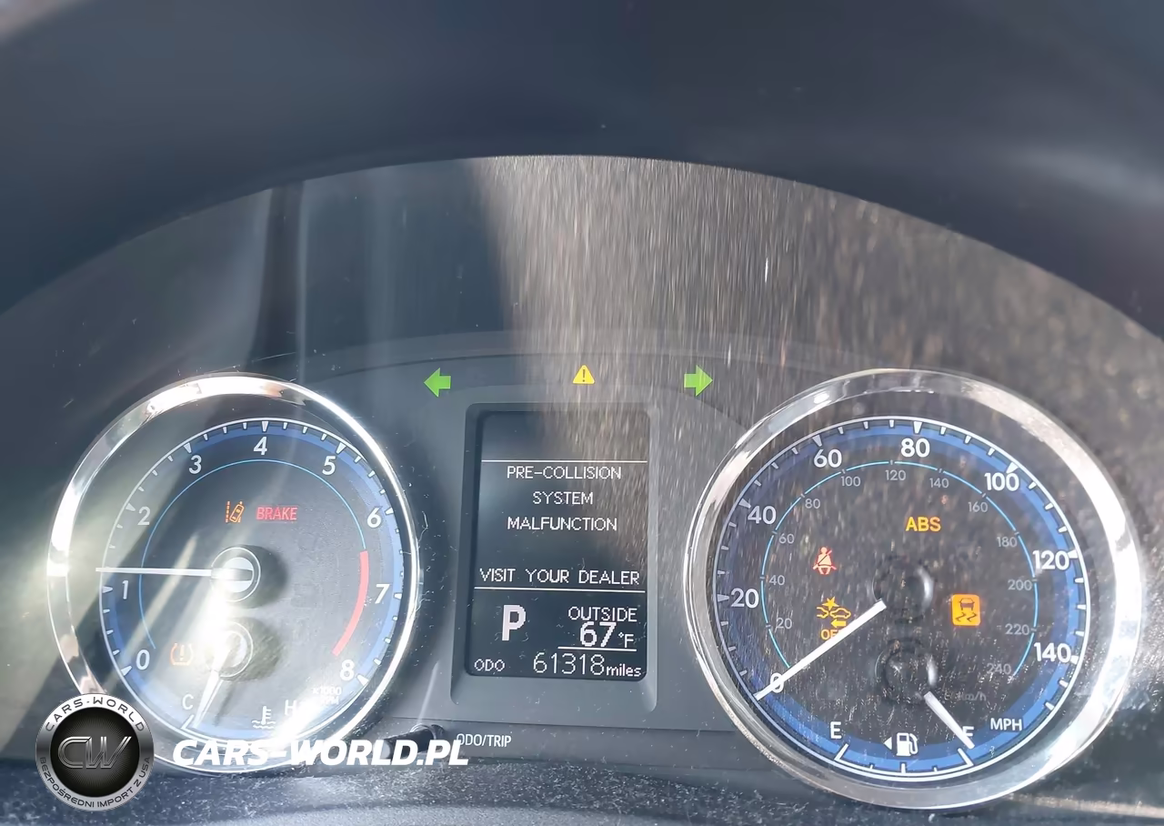 2018 Toyota Corolla Le VIN:2T1BURHE5JC098628 - 7