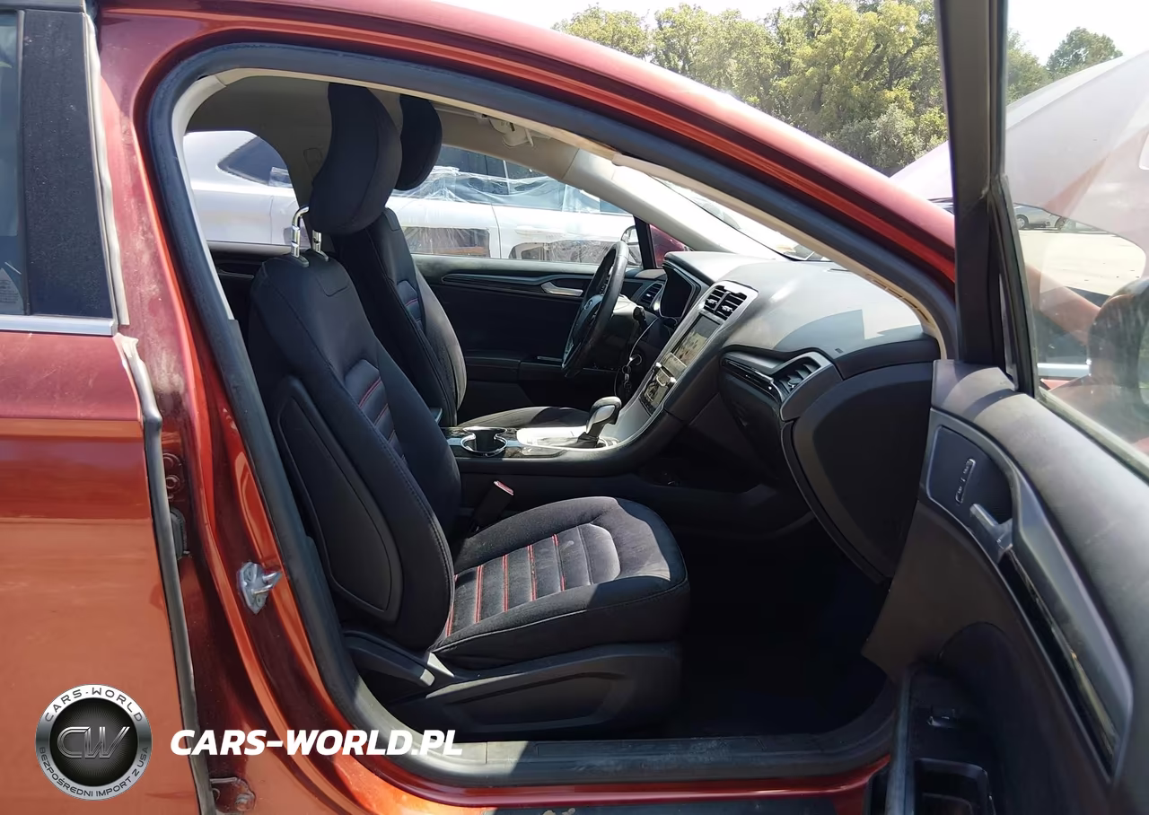 2014 Ford Fusion Se VIN:3FA6P0HD4ER194915 - 5
