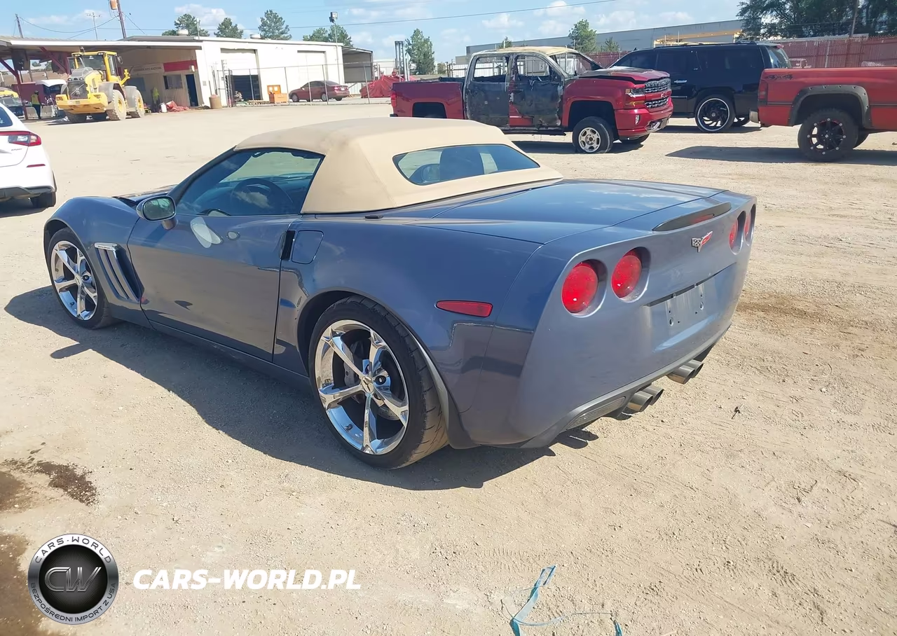2011 Chevrolet Corvette Grand Sport VIN:1G1YV3DW2B5112334 - 3