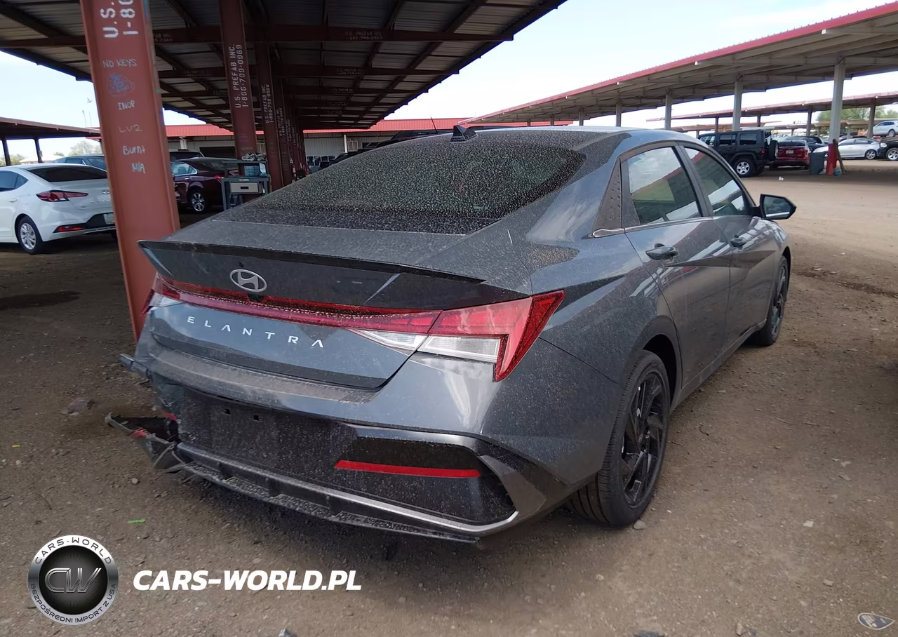 2026 Hyundai Elantra Sel Sport Premium VIN:KMHLS4DGXTU114442 - 4