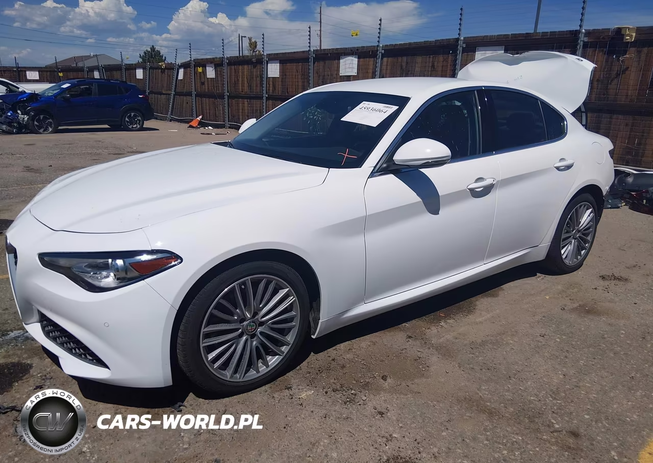 2018 Alfa Romeo Giulia Ti Lusso Awd VIN:ZARFAEEN4J7563432 - 2