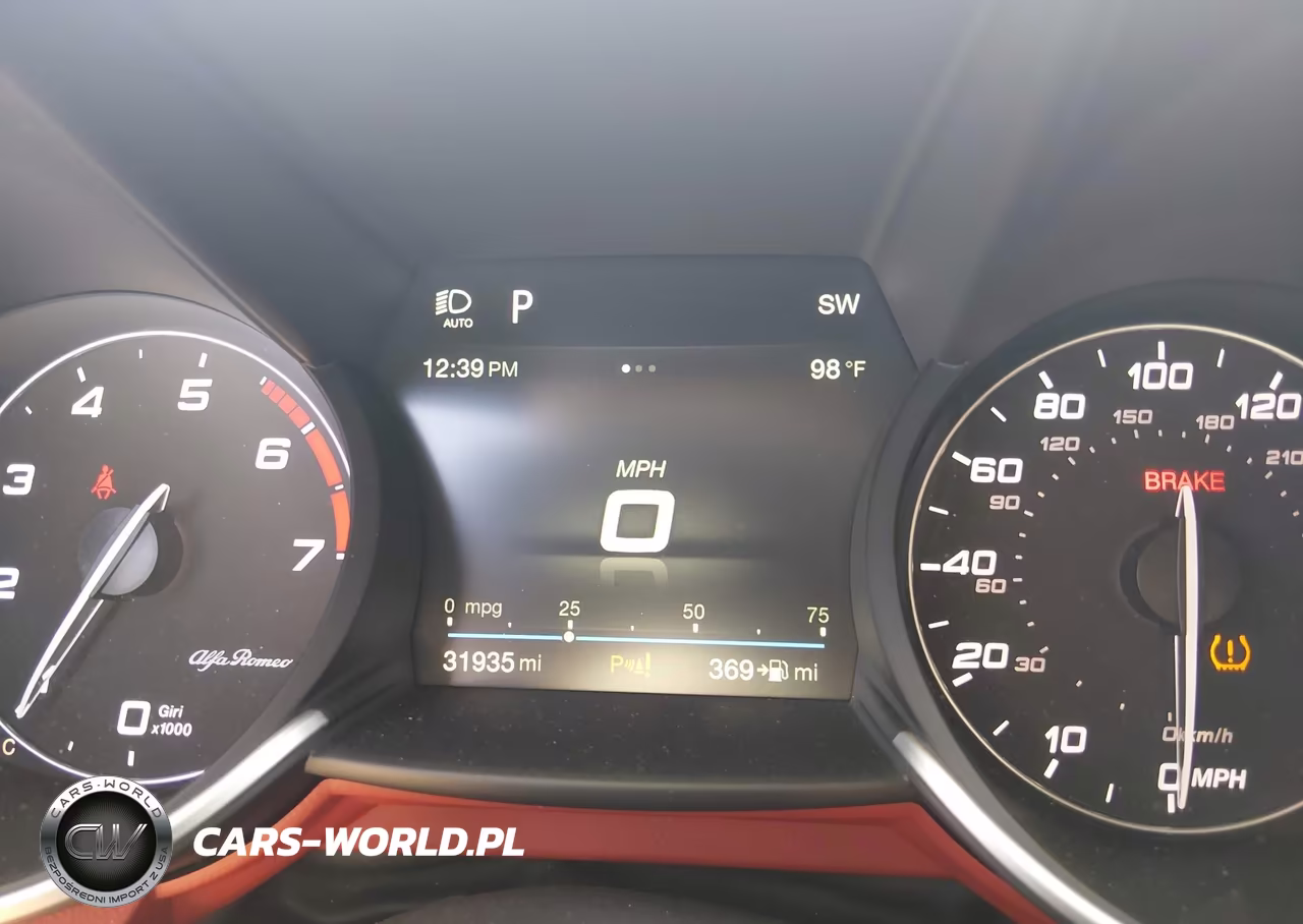 2018 Alfa Romeo Giulia Ti Lusso Awd VIN:ZARFAEEN4J7563432 - 7