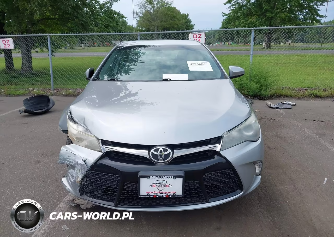 2016 Toyota Camry Se VIN:4T1BF1FK0GU245675 - 12