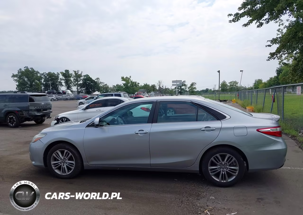 2016 Toyota Camry Se VIN:4T1BF1FK0GU245675 - 14