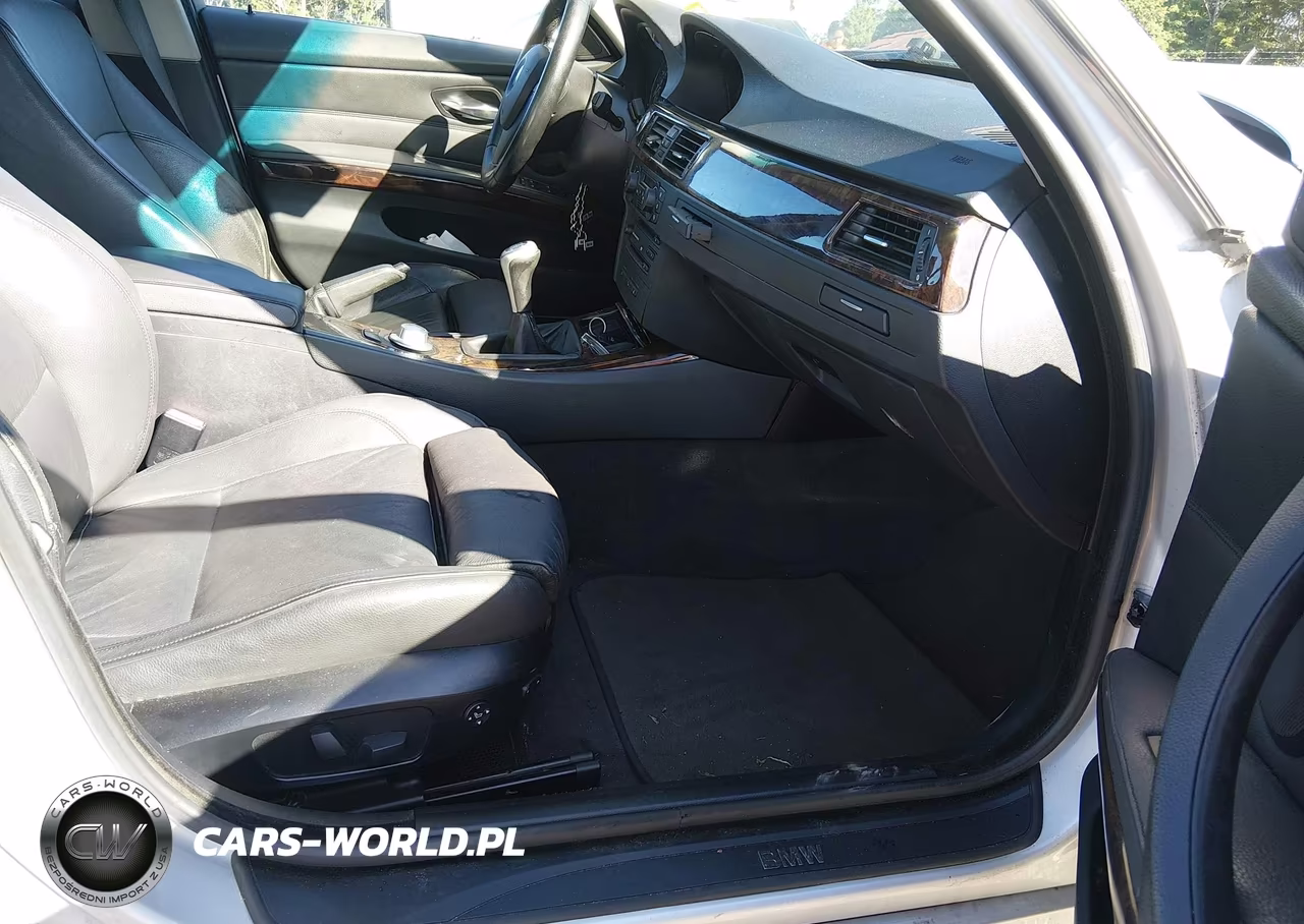 2006 BMW 330Xi VIN:WBAVD33556KL52309 - 5