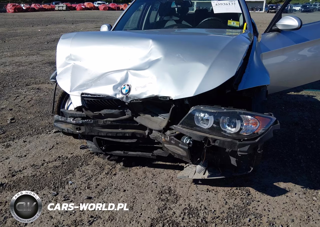 2006 BMW 330Xi VIN:WBAVD33556KL52309 - 6