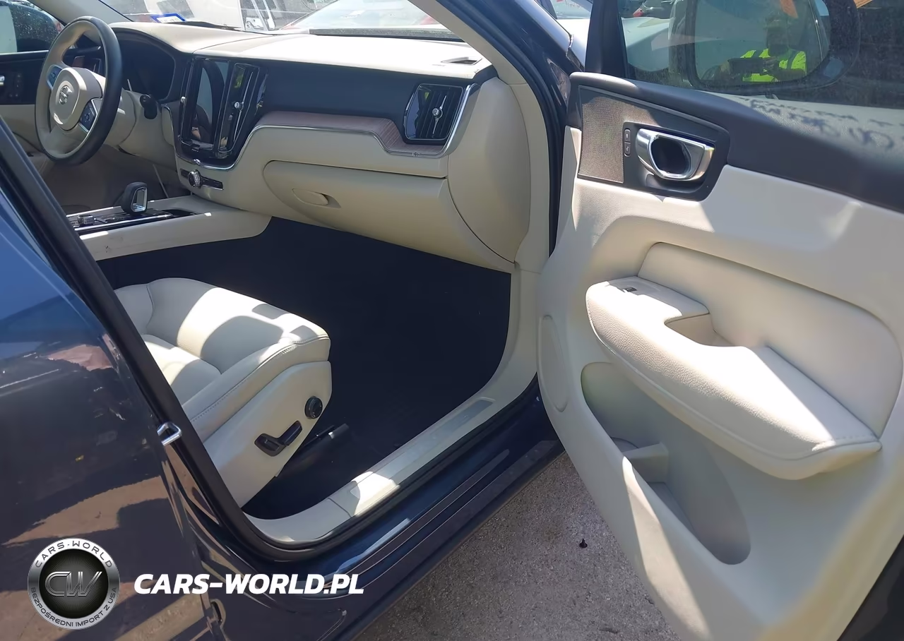 2022 Volvo Xc60 B5 Momentum VIN:YV4L12RK4N1046665 - 5