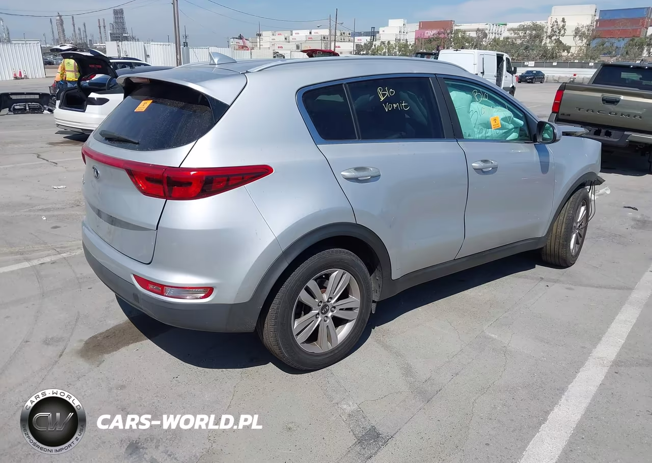 2018 Kia Sportage Lx VIN:KNDPM3AC8J7391291 - 4