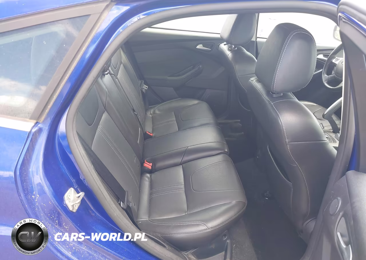 2014 Ford Focus Titanium VIN:1FADP3N21EL123942 - 8