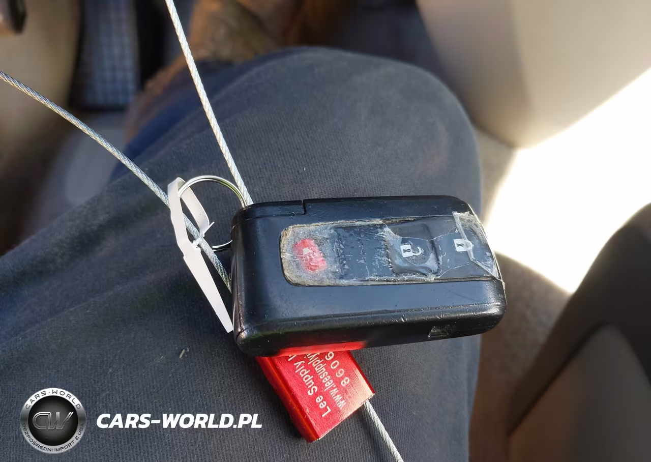 2008 Toyota Prius Touring VIN:JTDKB20U987773327 - 11