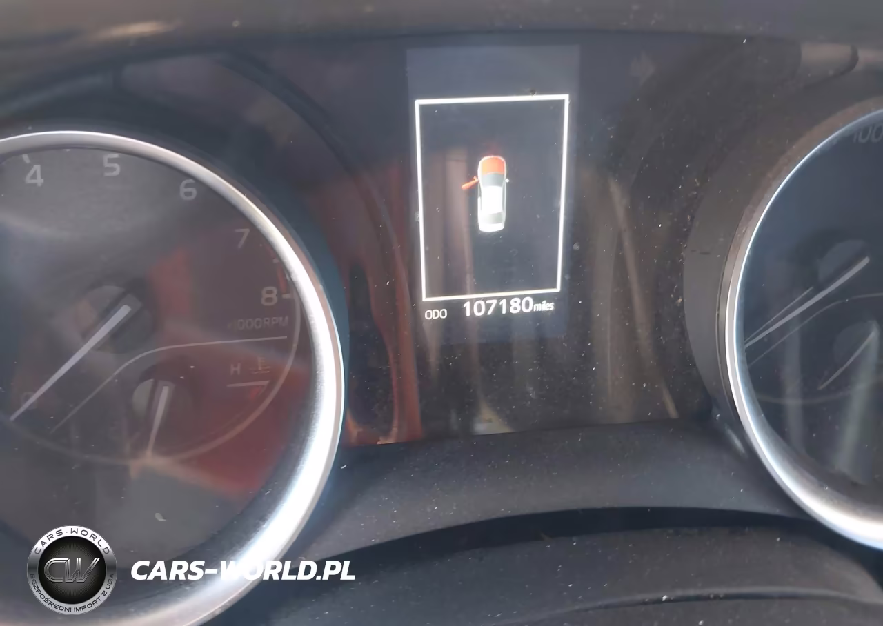 2018 Toyota Camry Le VIN:JTNB11HK7J3042128 - 7