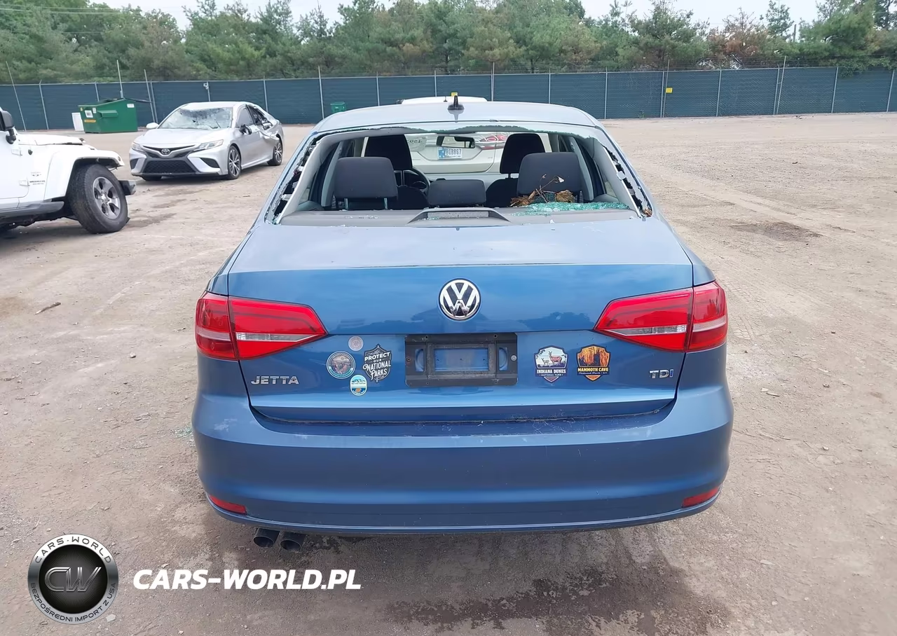 2015 Volkswagen Jetta 2.0L Tdi S VIN:3VWLA7AJ5FM264134 - 16