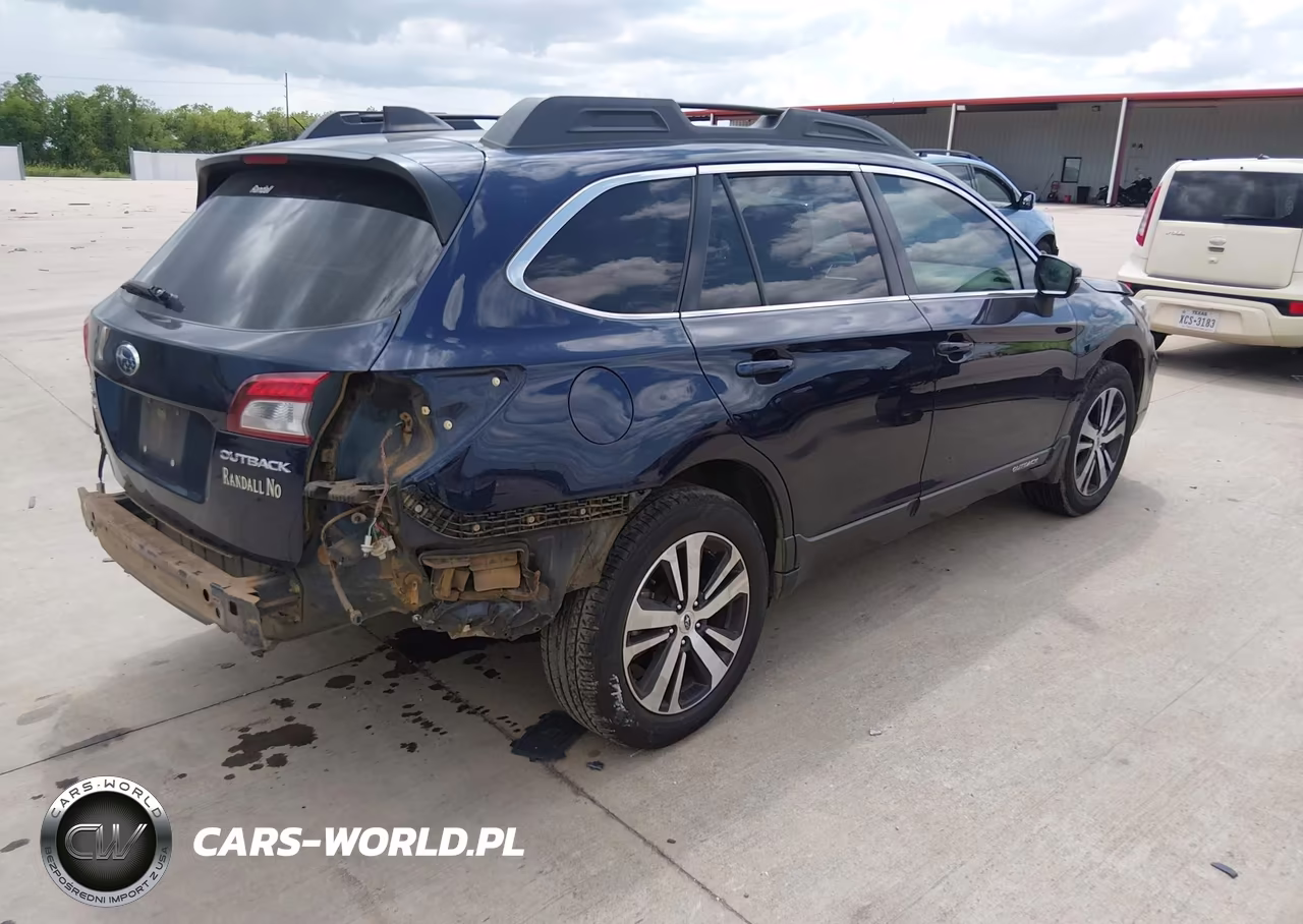 2018 Subaru Outback 2.5I Limited VIN:4S4BSANC9J3268472 - 4