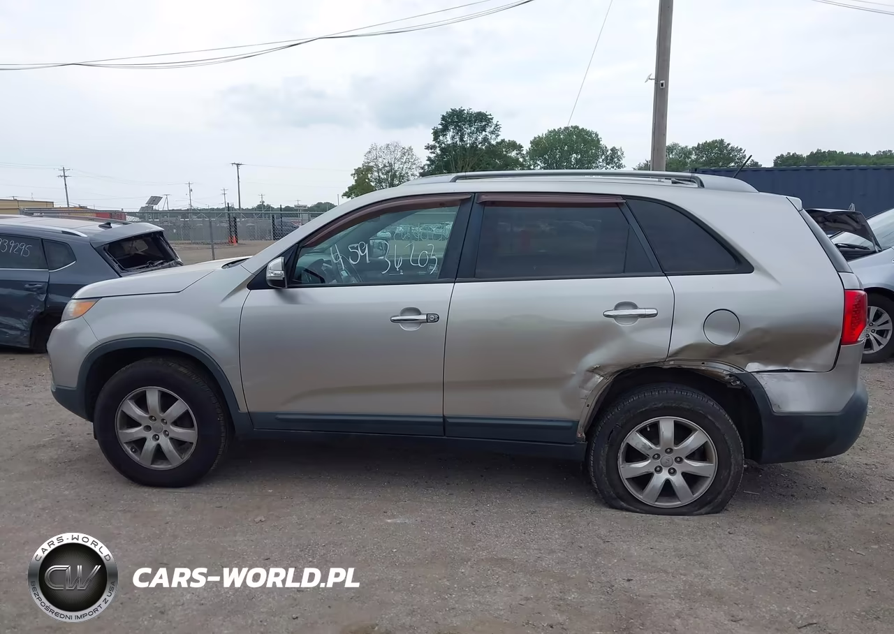 2013 Kia Sorento Lx VIN:5XYKT3A63DG341400 - 15