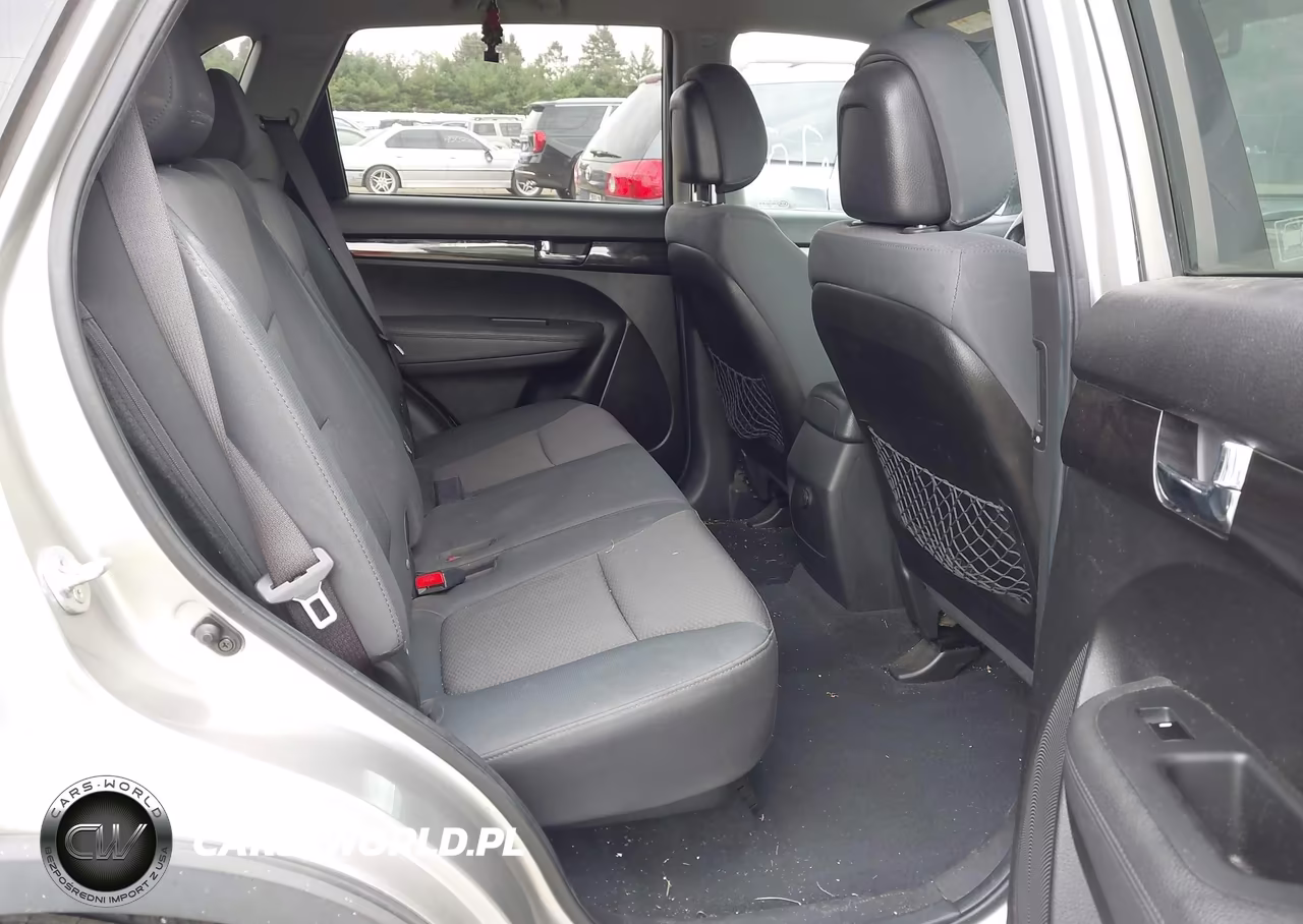2013 Kia Sorento Lx VIN:5XYKT3A63DG341400 - 8