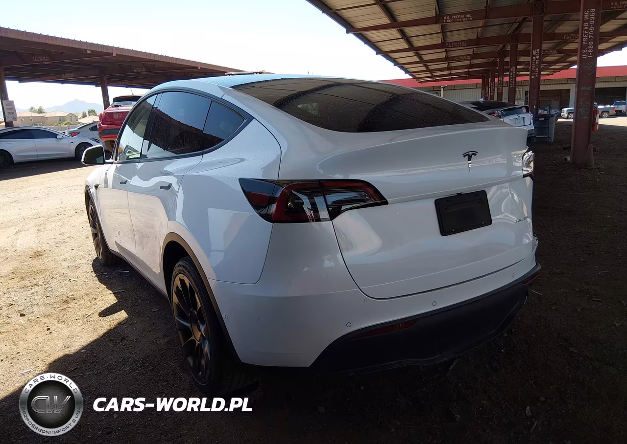 2022 Tesla Model Y Long Range Dual Motor All-Wheel Drive VIN:7SAYGDEE7NF412986 - 3