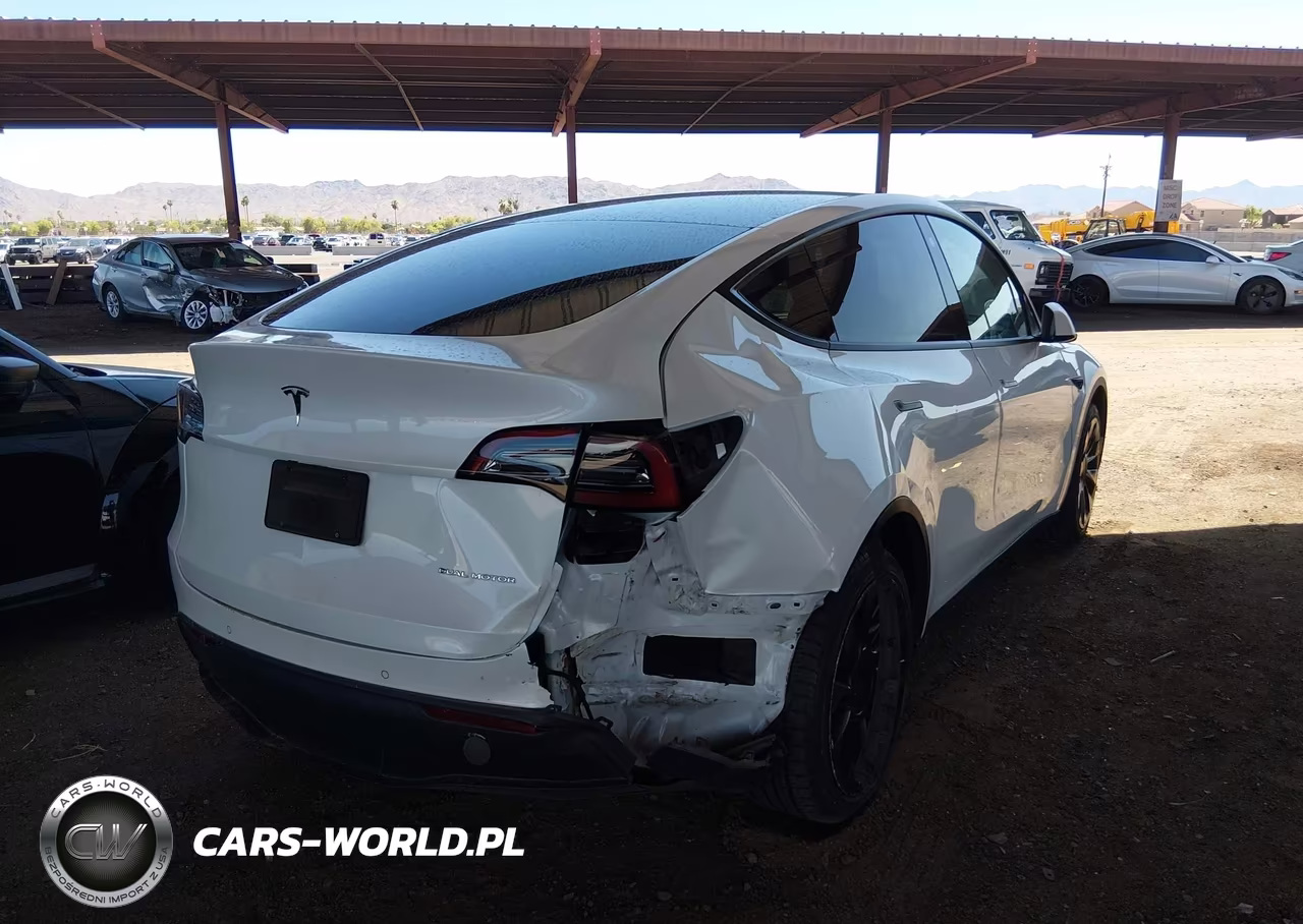 2022 Tesla Model Y Long Range Dual Motor All-Wheel Drive VIN:7SAYGDEE7NF412986 - 4