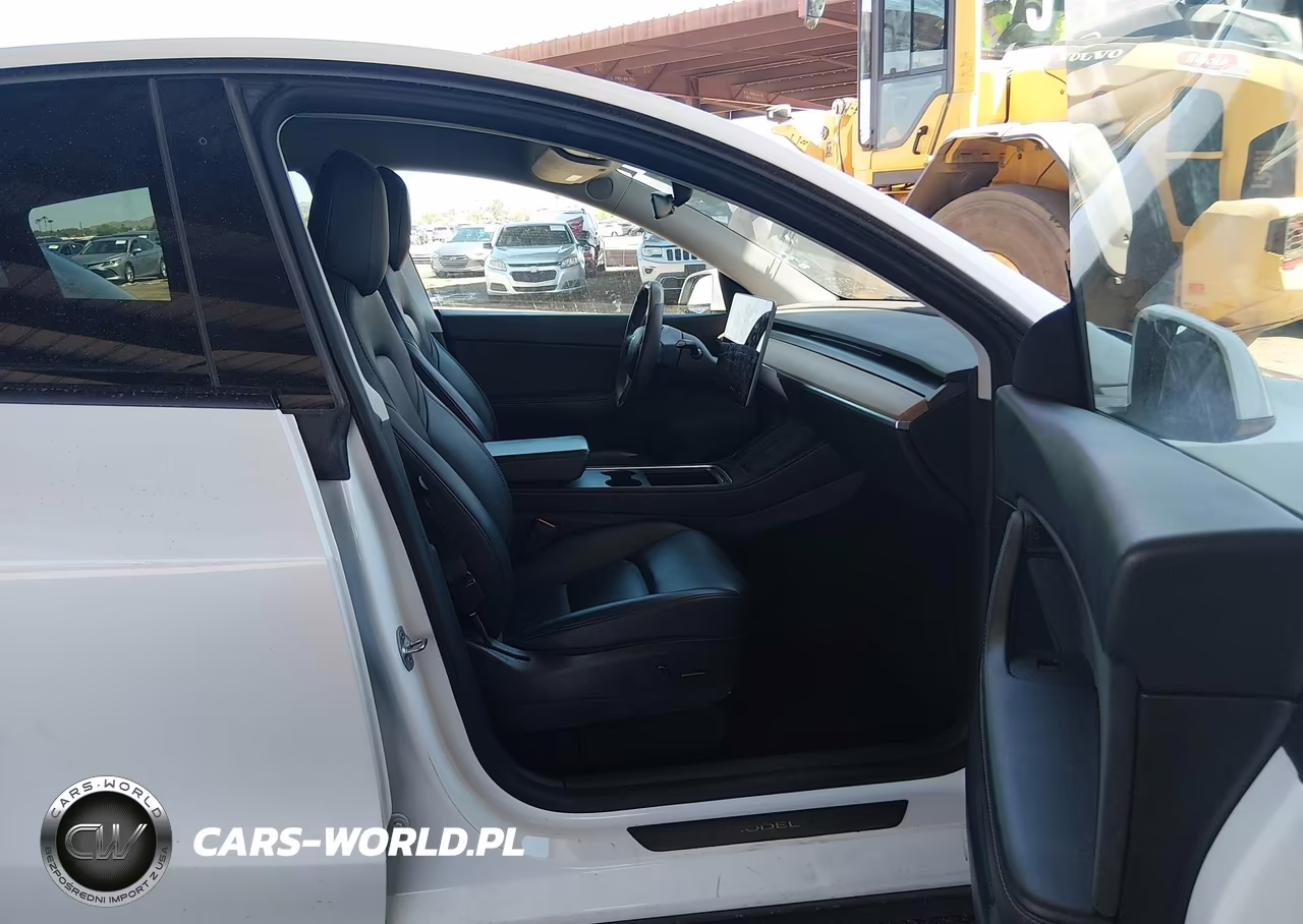 2022 Tesla Model Y Long Range Dual Motor All-Wheel Drive VIN:7SAYGDEE7NF412986 - 5