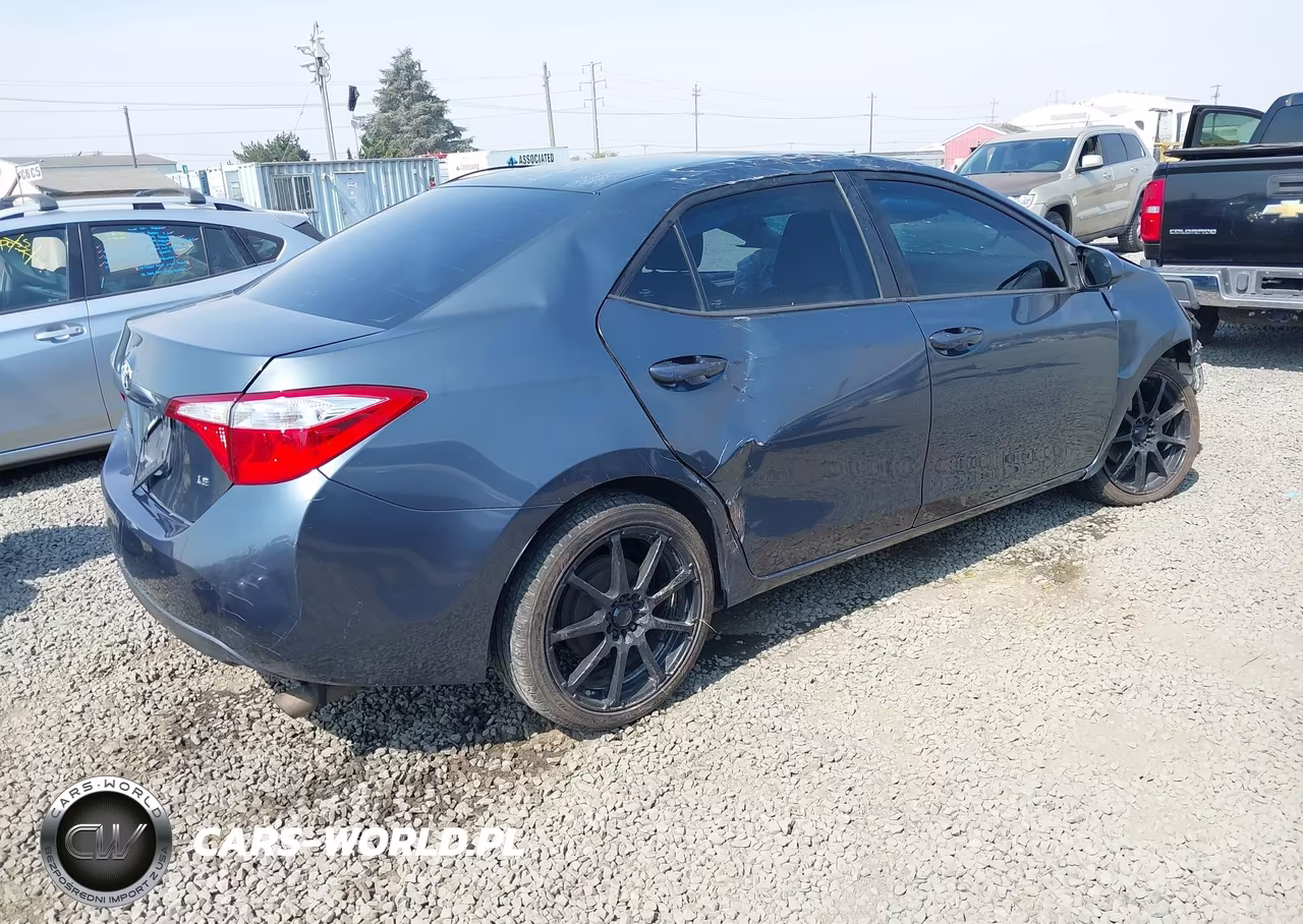 2014 Toyota Corolla Le VIN:5YFBURHE2EP100986 - 4